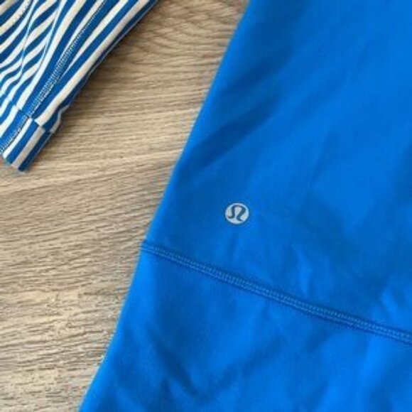 LULULEMON Blue & White Zip up Jacket with 3/4 length striped sleeves. Sz8 - Picture 3 of 5